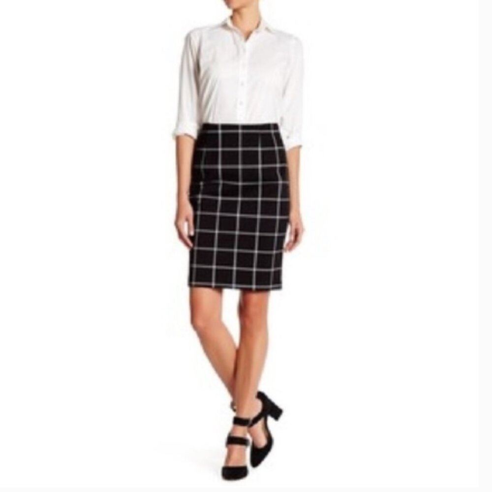 Amanda & Chelsea Plaid Black White Pencil Skirt (600)